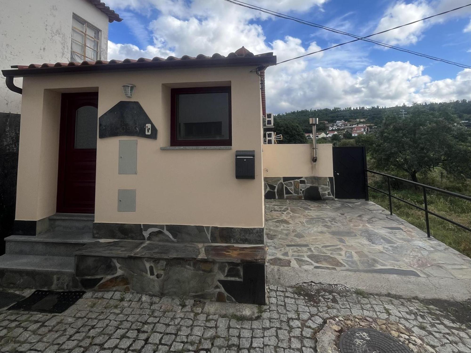 A Pequena Casa Coja Central Portugal Mountains Luaran gambar